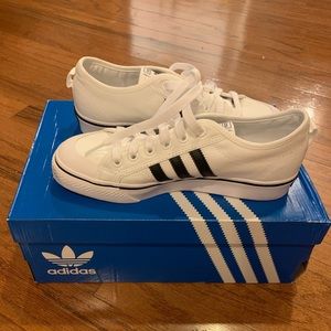 Adidas Nizza White/Black Sneakers. Child’s size 6.5/Fits Women’s 8.0